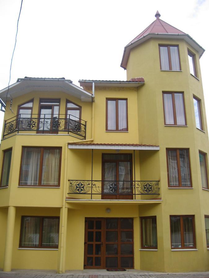 Hotel Alfa Irlyava Esterno foto